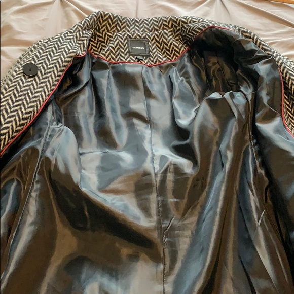 Express black and white coat - Picture 6 of 9